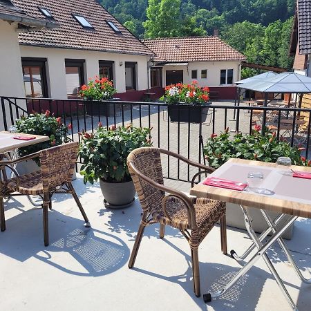 Le Valtrivin Hotell Lapoutroie Exteriör bild