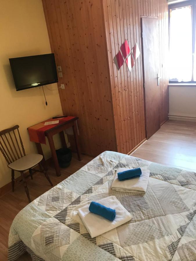 Le Valtrivin Hotell Lapoutroie Exteriör bild