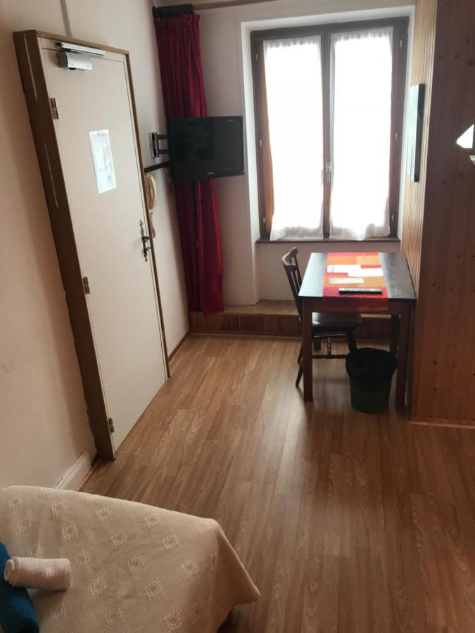 Le Valtrivin Hotell Lapoutroie Exteriör bild