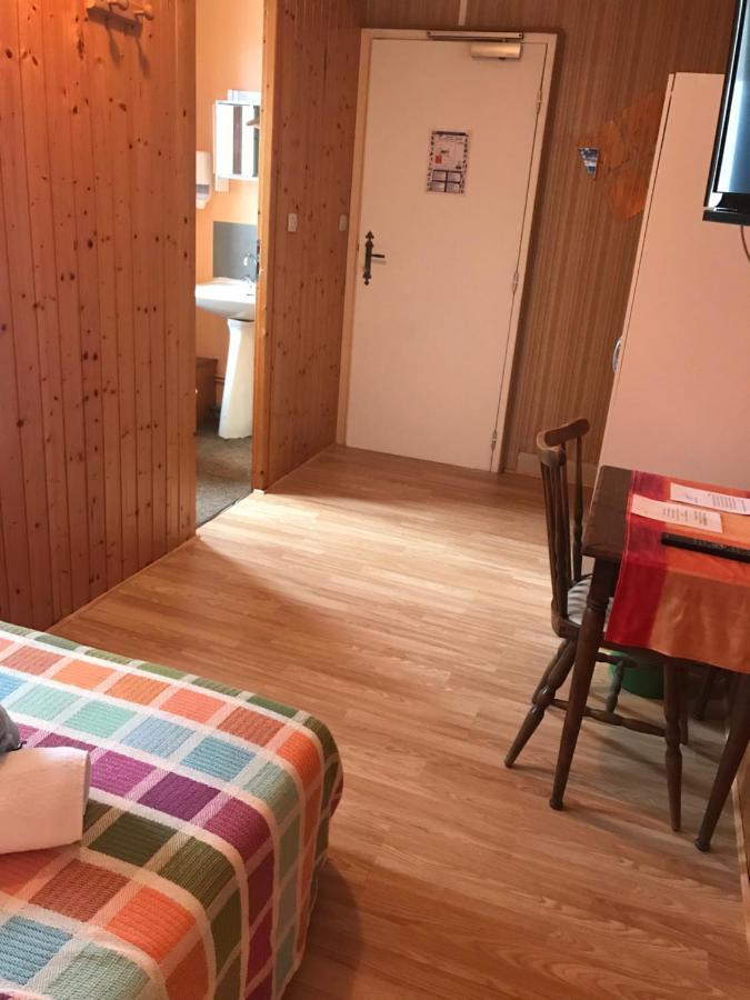 Le Valtrivin Hotell Lapoutroie Exteriör bild