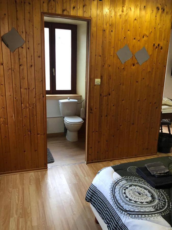 Le Valtrivin Hotell Lapoutroie Exteriör bild
