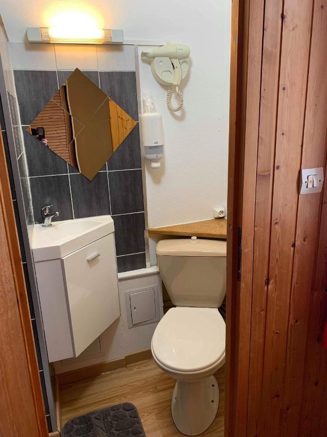 Le Valtrivin Hotell Lapoutroie Exteriör bild
