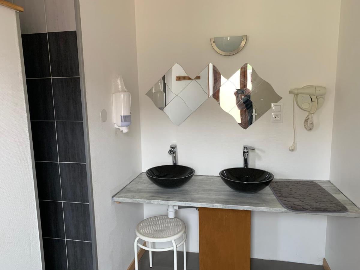 Le Valtrivin Hotell Lapoutroie Exteriör bild