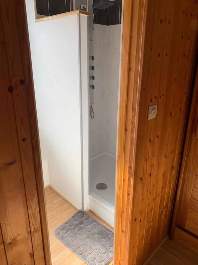 Le Valtrivin Hotell Lapoutroie Exteriör bild